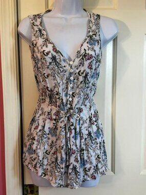 * H&M Divided Floral Romper Women’s Sleeveless Shorts Size 6